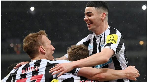 El Newcastle de Miguel Almirón se cita con la historia