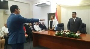Asumió nuevo gobernador de Ñeembucú bajo un manto de dudas - Nacionales - ABC Color