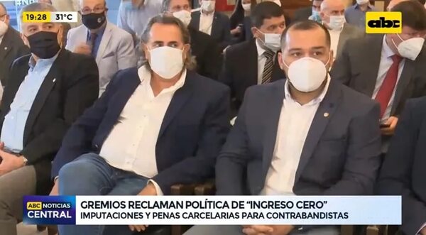 Gremios empresariales evitan opinar sobre sanción a Cartes y Velázquez - Economía - ABC Color