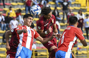 Paraguay inicia el hexagonal final con un pobre empate