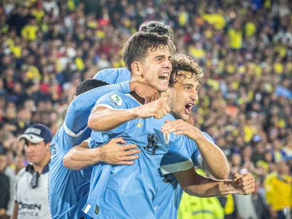 Diario HOY | Un tanto del central González rompe la paridad entre Uruguay Colombia