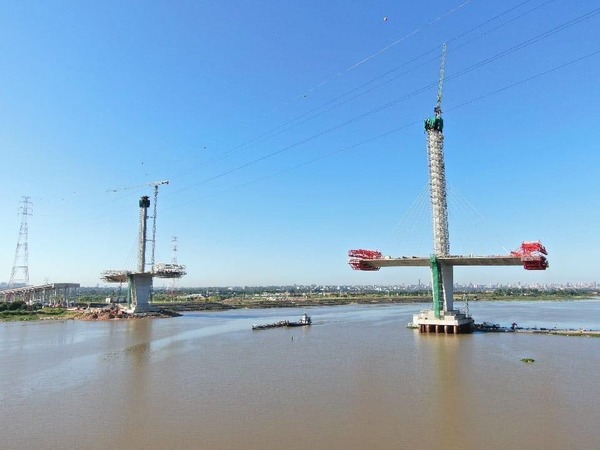 Puente Héroes del Chaco llegó a su punto más alto