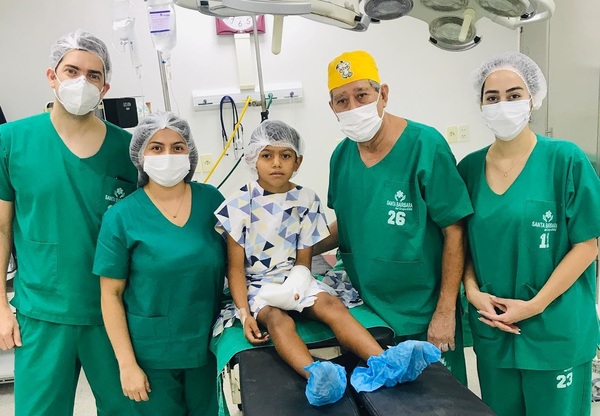 Diario HOY | “Estoy muy contento y agradecido”, dice padre de niño operado de la mano