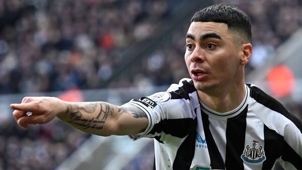 El Newcastle de Miguel Almirón clasificado a la final de la Copa de la Liga