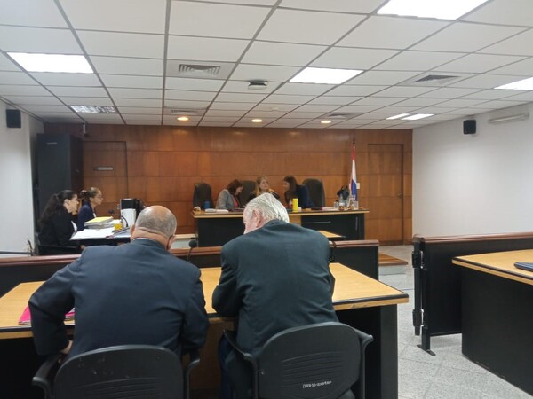 Inicia juicio del exintendente de Mariscal Estigarribia Óscar Isnardi por lesión de confianza - PDS RADIO Y TV