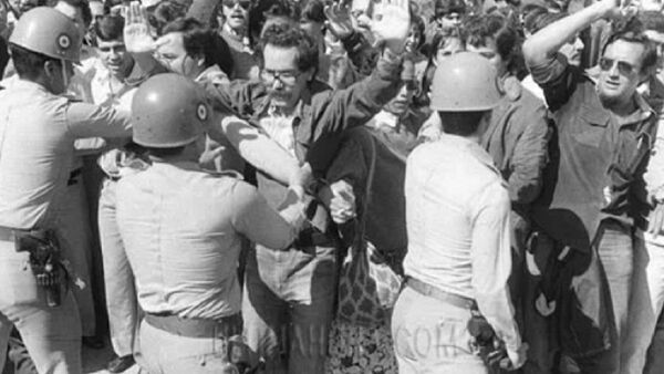 Ventanas abiertas, un libro sobre las violaciones de DDHH del stronismo