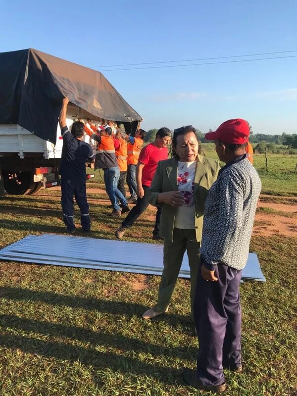 Damnificados de San Javier afectados por temporal reciben ayuda - Nacionales - ABC Color