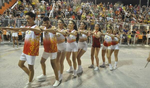 [GALERÍA] ¡Cambiaron una fecha del carnaval encarnaceno!