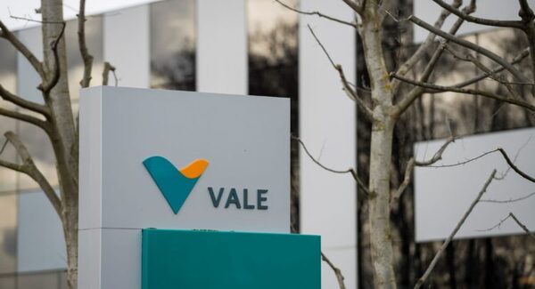 La producción de mineral de hierro de la brasileña Vale bajó un 1,6% en 2022 - Revista PLUS
