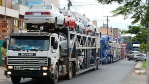 Rige control de humo a vehículos vía Chile para ingreso a Paraguay