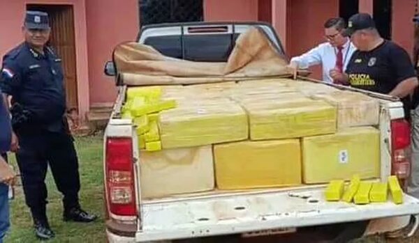 Allanan vivienda y encuentran más de una tonelada de marihuana - ABC en el Este - ABC Color