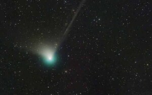 Cómo observar hoy el extraño cometa verde que pasa por la Tierra cada 50,000 años – Prensa 5