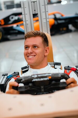 Mick Schumacher será piloto de reserva en Mclaren este año