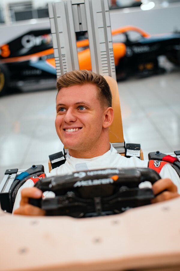 Mick Schumacher será piloto de reserva en Mclaren este año