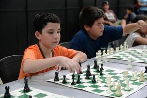Ajedrez moverá las primeras piezas del 2023 | Lambaré Informativo