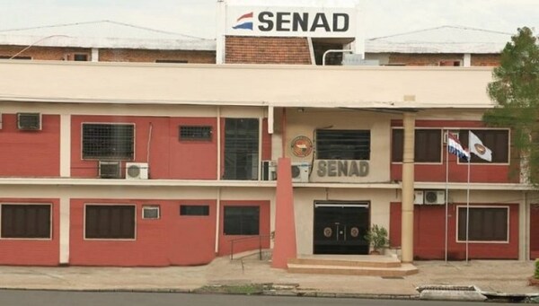 A ULTRANZA PY: Tres personas con órdenes de captura se entregaron en la SENAD
