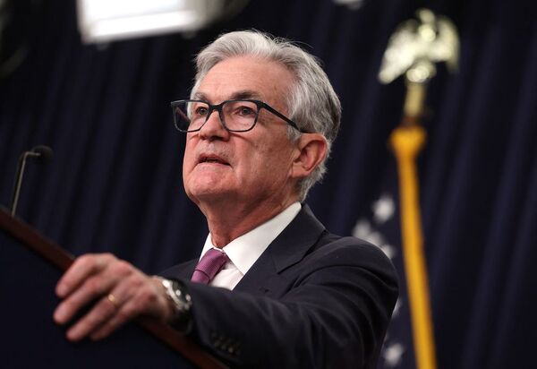 Fed aumenta tasas de referencia en 0,25 puntos