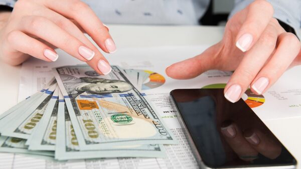 Depósitos bancarios logran cerrar el 2022 con un crecimiento de 3,18% | Análisis Macro | 5Días