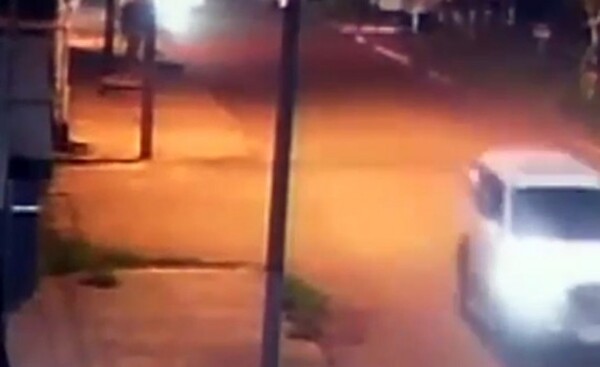 Buscan camioneta que ocasionó grave accidente