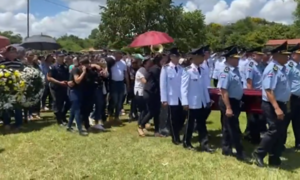 Tristísimo fue el sepelio del policía de 22 años, asesinado en Villa Elisa