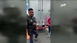 Grabó hasta que punto se recibe ayuda en la ruta - SNT