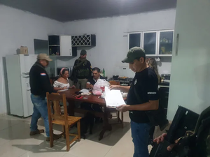 Allanan vivienda e incautan celulares en pesquisa por secuestro de veterinario