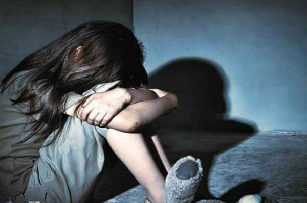 ¡Terrible! Intervienen quirúrgicamente a niña por tener gusanos en la cabeza - trece
