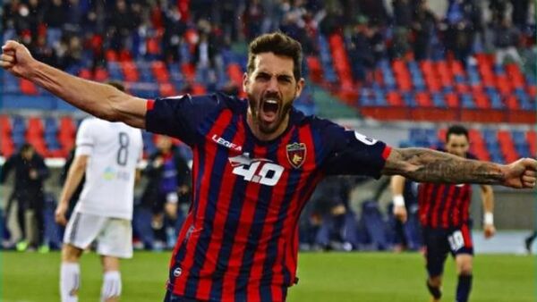 Joaquín Larrivey sigue su carrera en el ascenso italiano
