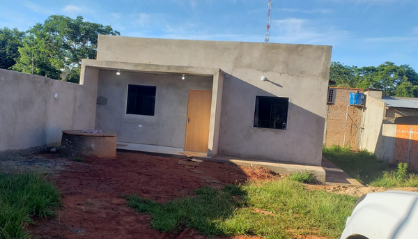 Delincuentes disparan en la cabeza a un joven en Coronel Oviedo - Noticiero Paraguay