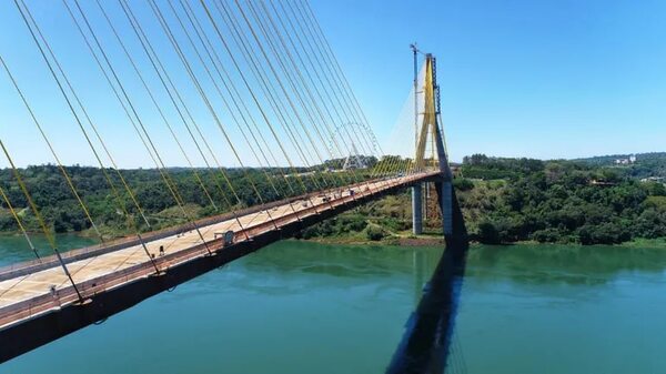 Nuevo puente sobre el Paraná: es normal que se mueva - Nacionales - ABC Color