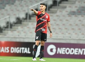 Nicolás Hernández, ¿el defensor central apuntado por Cerro Porteño? - Cerro Porteño - ABC Color