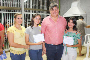 Tiki González propone fomentar con leyes de incentivo la educación superior de los jóvenes altoparanaenses | DIARIO PRIMERA PLANA
