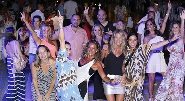 Bresh: La fiesta más linda del mundo llega al Club Náutico en noche de coronación - Estilo de vida - ABC Color