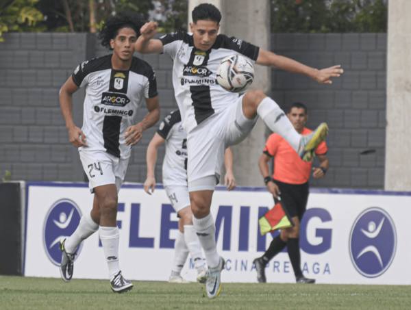 Robert Pereira lamenta la lesión de Óscar Ruiz · Radio Monumental 1080 AM