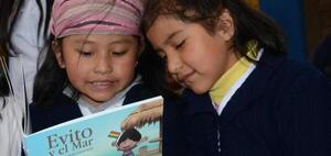 En Bolivia utilizaron materiales de adoctrinamiento para niños en instituciones educativas