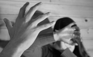 Visibiliza características del ciclo de violencia contra la Mujer