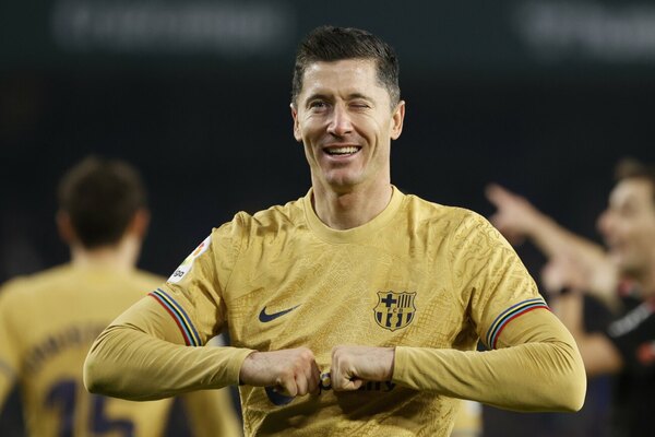 Lewandowski amplía su ventaja en la tabla de goleadores de LaLiga