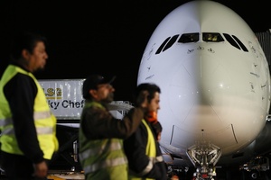 México decreta cierre del aeropuerto de la capital a transporte de carga - MarketData