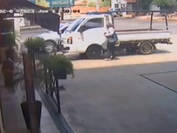 Descuidista roba G. 50 millones en San Lorenzo · Radio Monumental 1080 AM