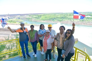 Más de 3.600 turistas llegaron a Itaipu en enero para apreciar el vertido de la represa - .::Agencia IP::.