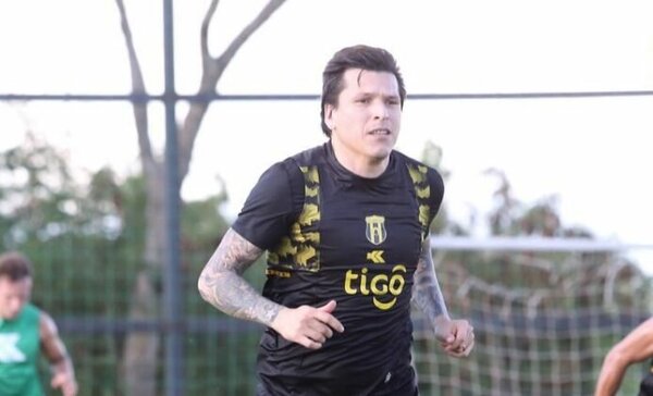 Guaraní recibe a Ameliano con Santander entre los convocados - Radio Imperio