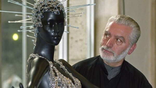Paco Rabanne, el "metalúrgico" de la moda, muere a los 88 años