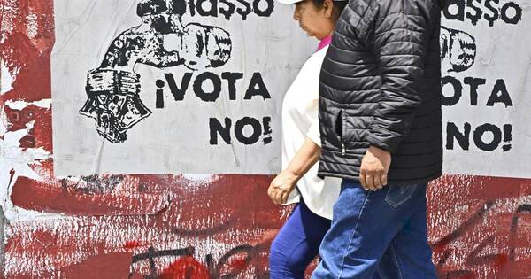 La Nación / Ecuatorianos elegirán nuevas autoridades el domingo y decidirán sobre extradición