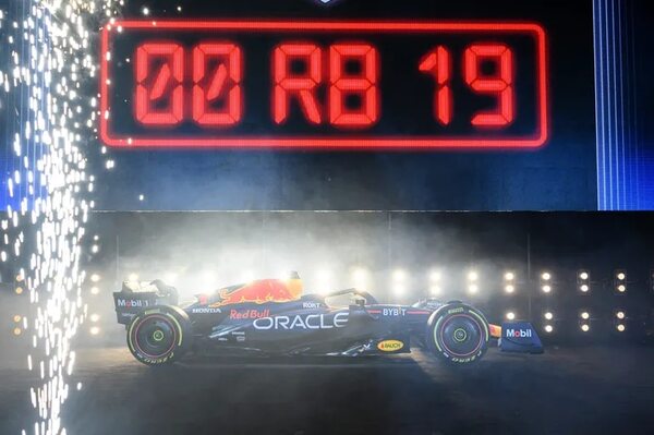 El campeón del mundo presentó el RB19 para la Fórmula 1 2023 - ABC Motor 360 - ABC Color