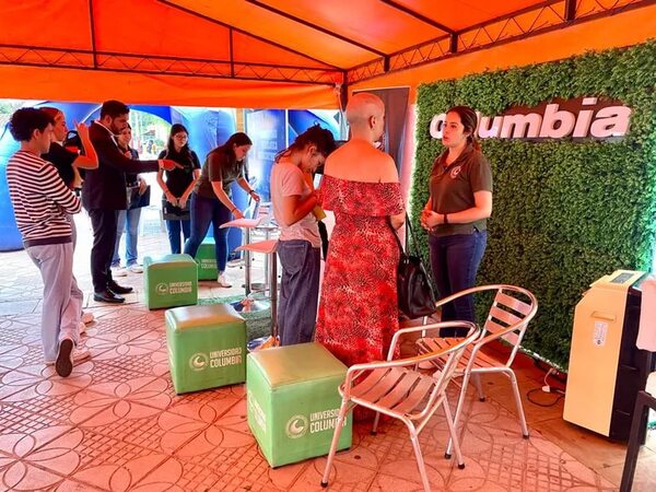 Ofrecen feria de carreras en la peatonal de San Lorenzo - Nacionales - ABC Color