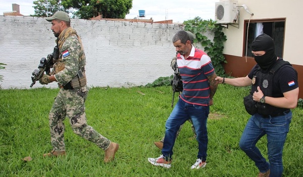 SENAD captura a jefe del PCC durante allanamientos en Canindeyú