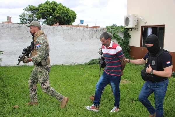 SENAD captura a jefe del PCC durante allanamientos en Canindeyú