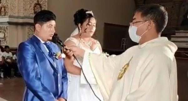 En el altar, un hombre le confesó al cura que lo obligaban a casarse - Noticiero Paraguay
