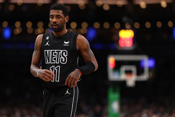 Diario HOY | Irving pide a los Nets que lo traspasen antes del cierre del mercado