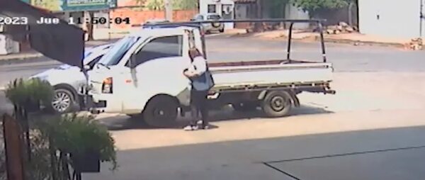 Video: así robaron G. 50 millones a un hombre mientras cambiaba la rueda de su camión - Policiales - ABC Color